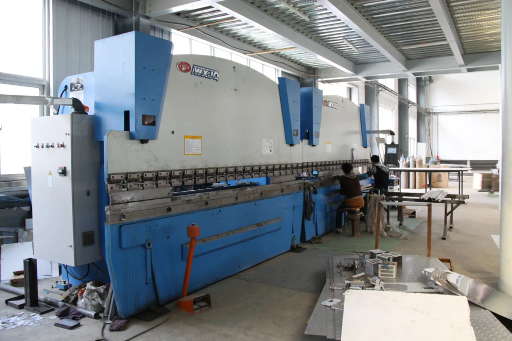 CNC bending machine