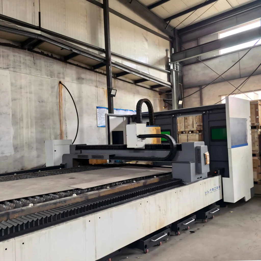 Thick Plate Laser Cutting