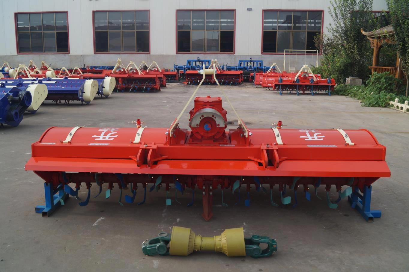 250 heavy-duty rotary tiller by Leesh Holdings