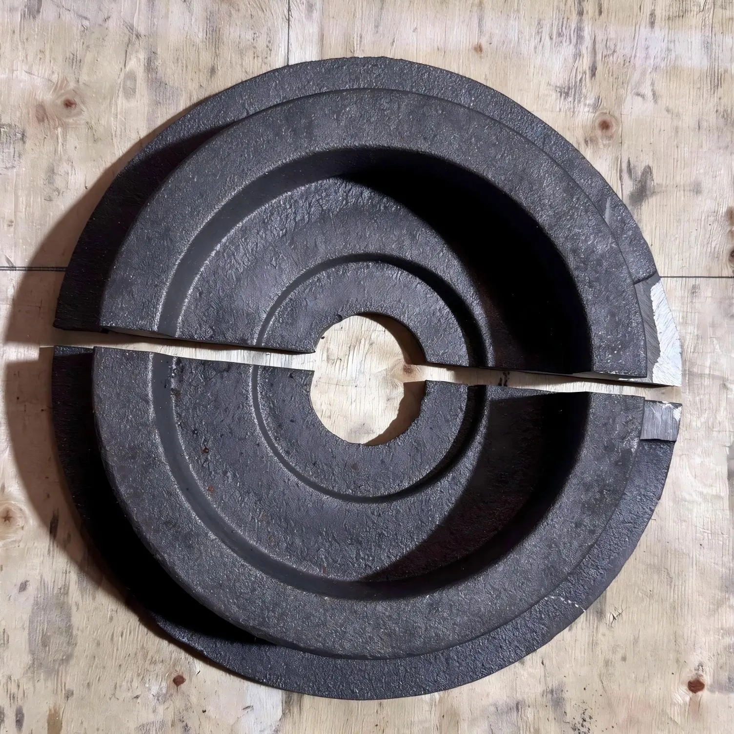 Centrifuge high-load drive wheel