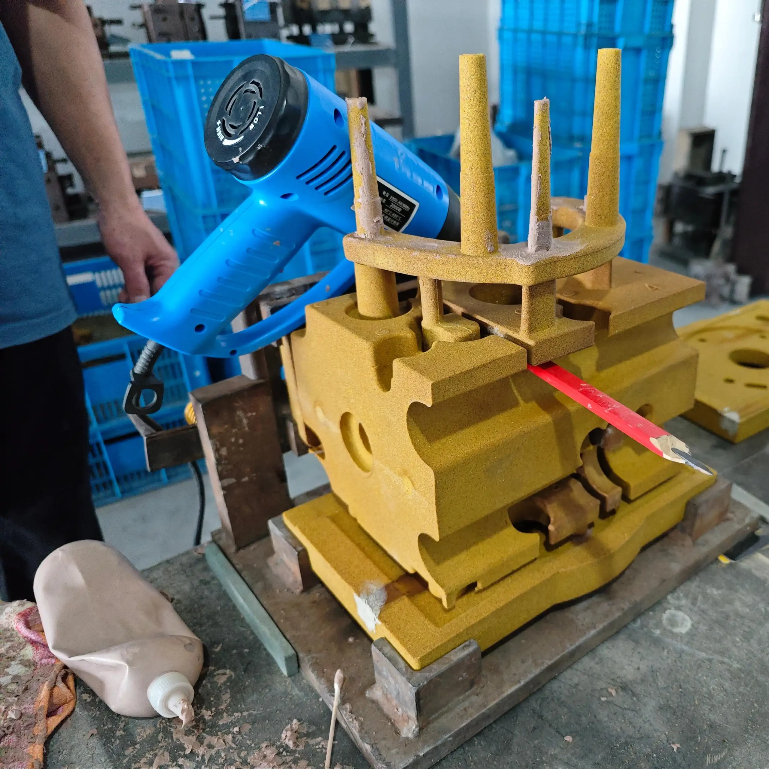 Resin sand core assembly for gravity die casting